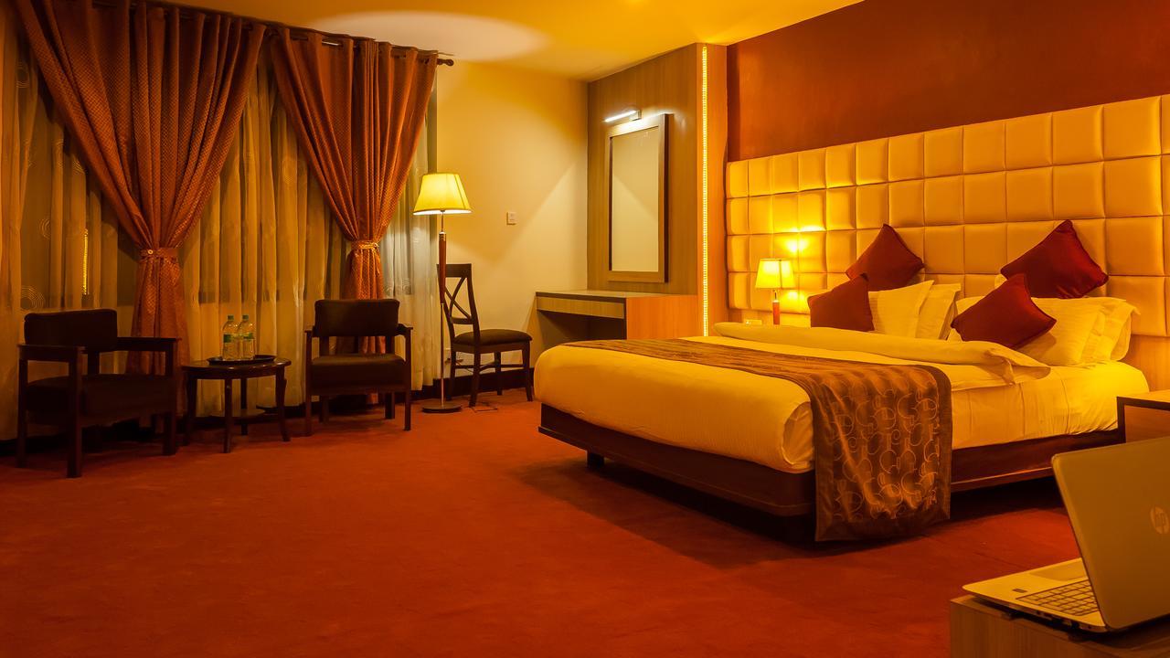 The Amadablam Hotel Katmandu Kültér fotó
